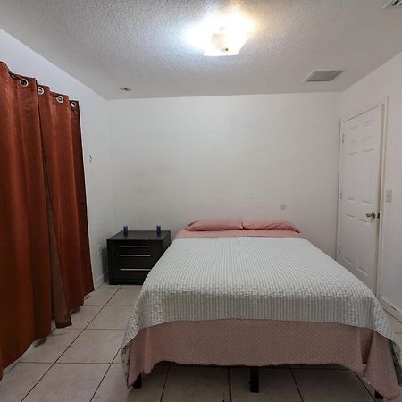 Auberge de jeunesse Milusol à Miami Shores Extérieur photo