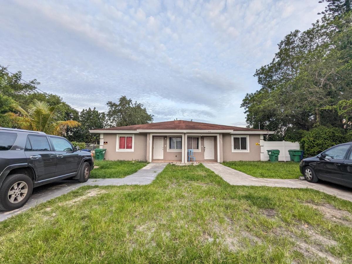 Auberge de jeunesse Milusol à Miami Shores Extérieur photo