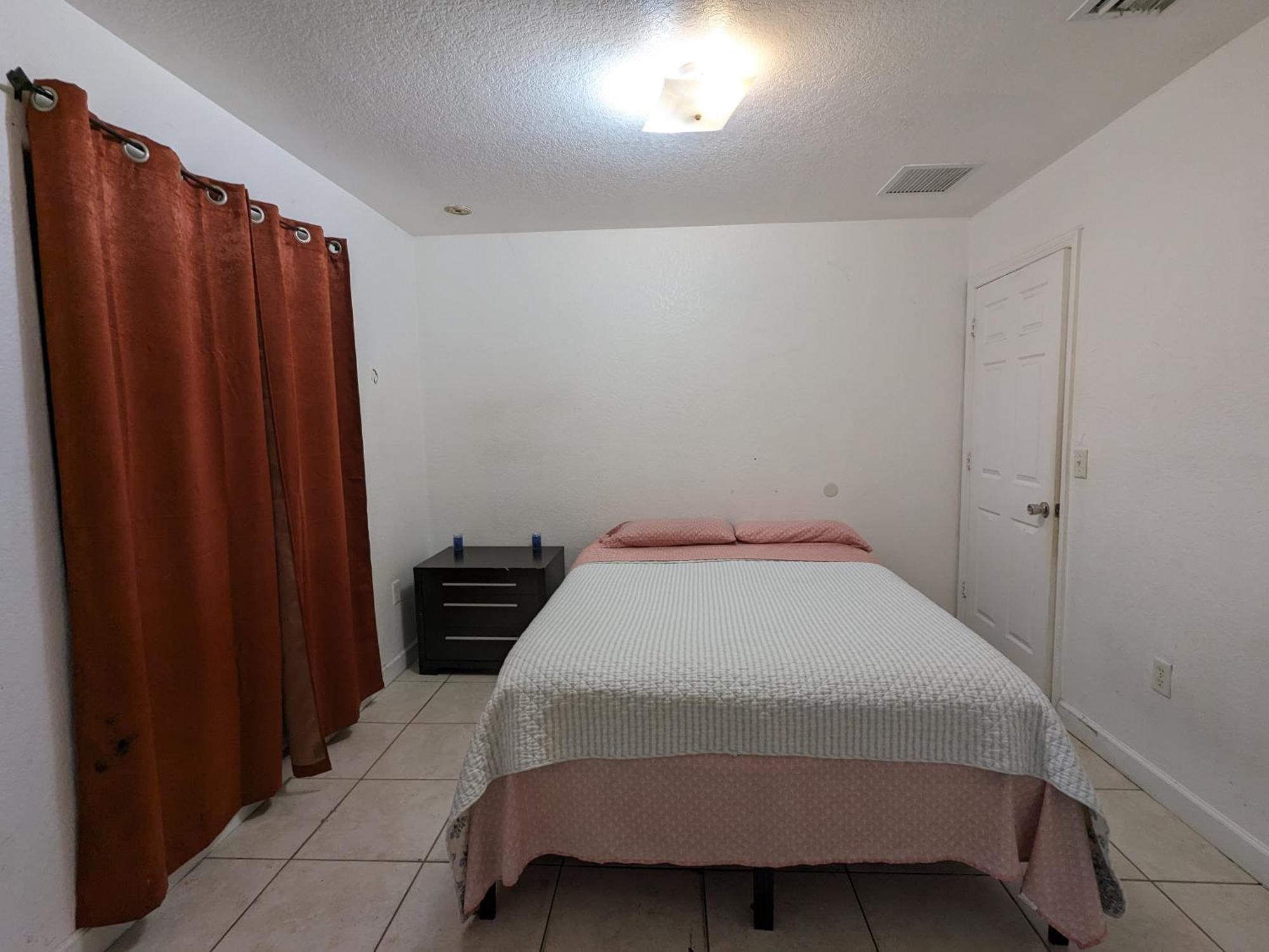 Auberge de jeunesse Milusol à Miami Shores Extérieur photo